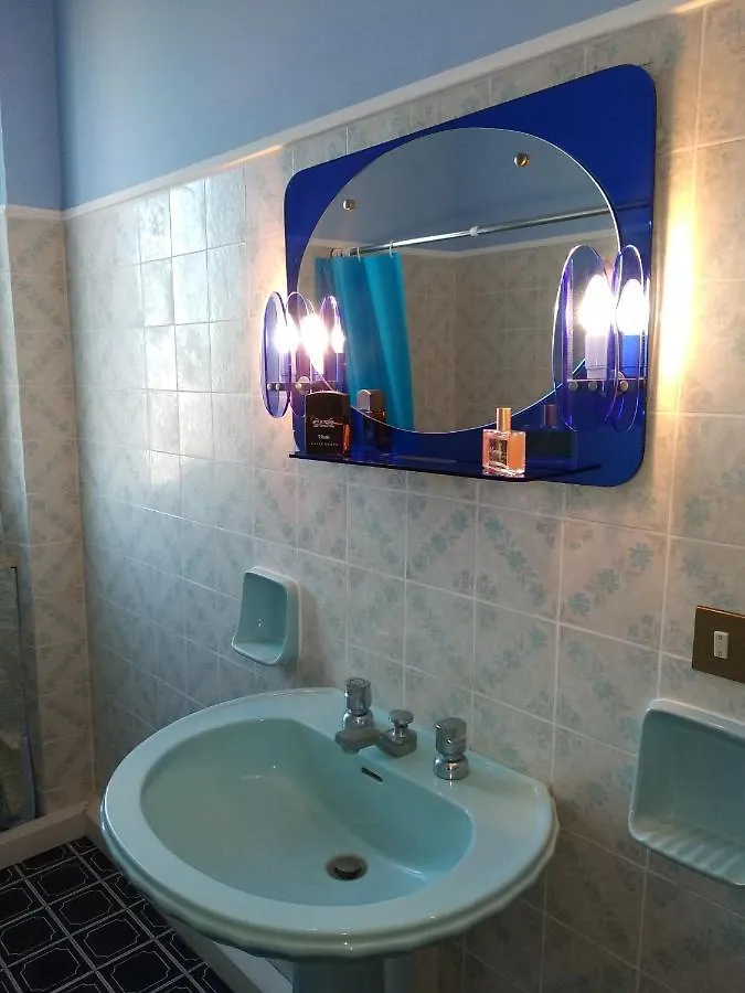 Villa Anna Capoterra Bed & Breakfast