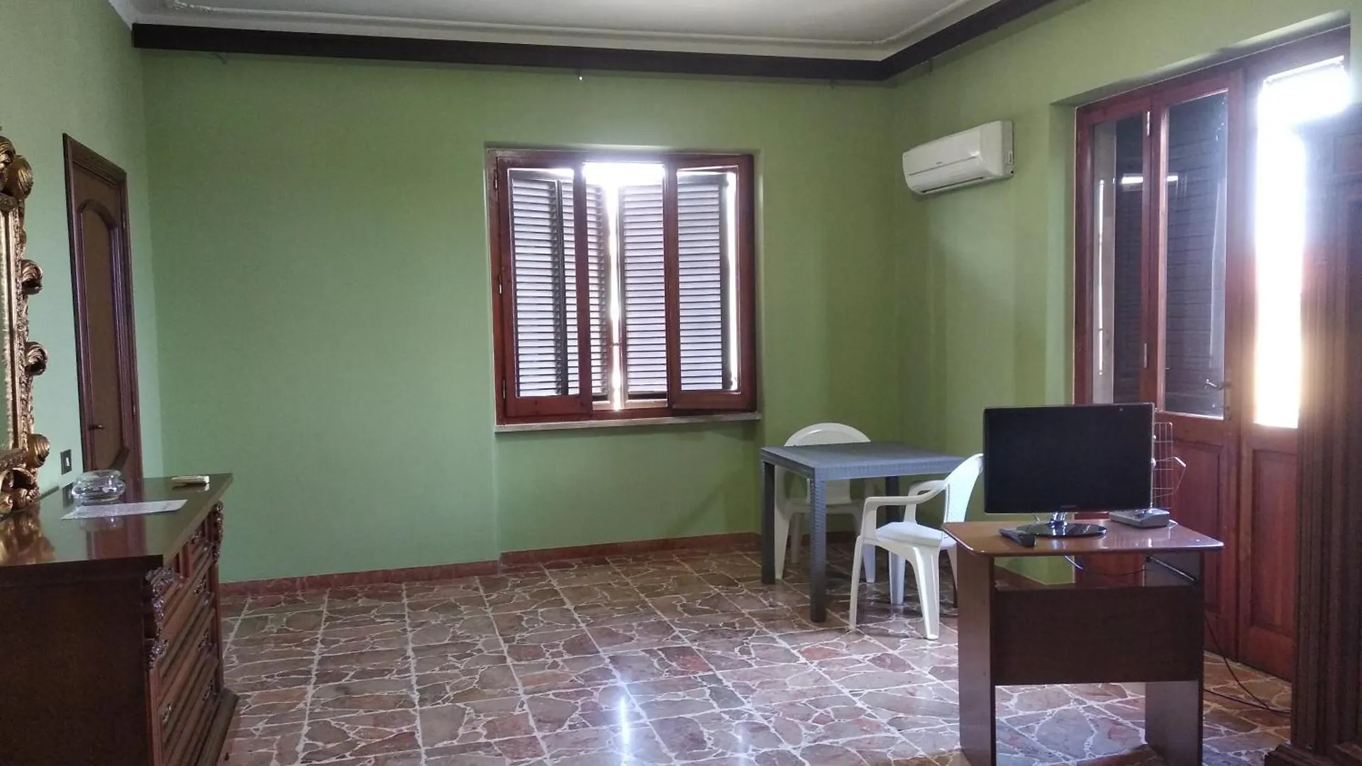 Bed & Breakfast Villa Anna Capoterra