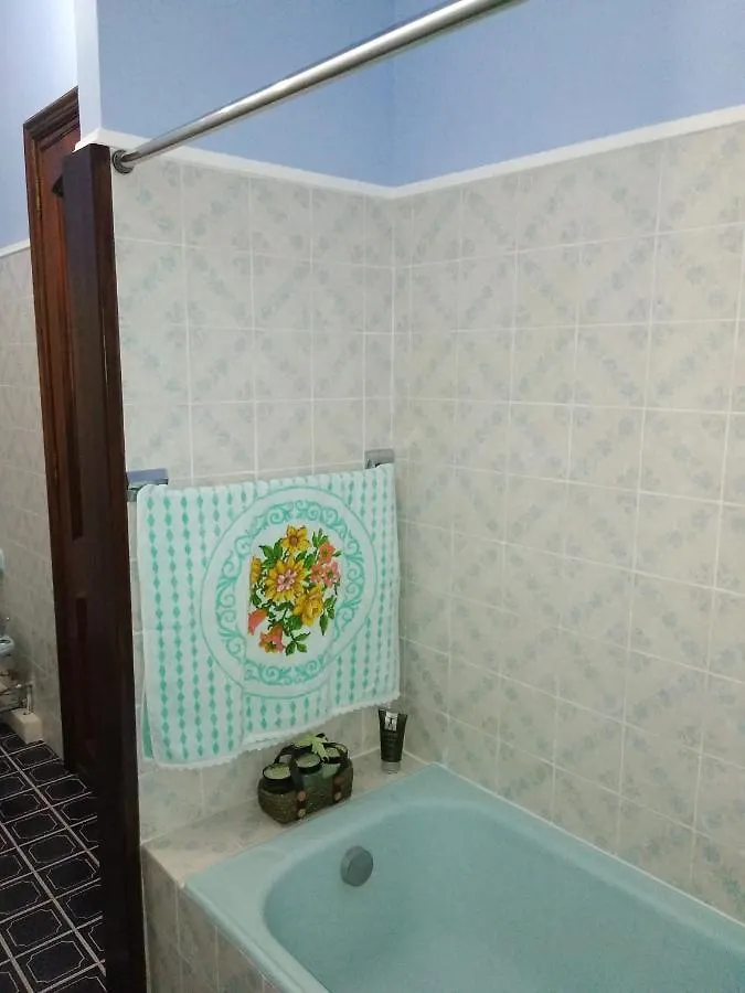 Alojamento de Acomodação e Pequeno-almoço Villa Anna Capoterra