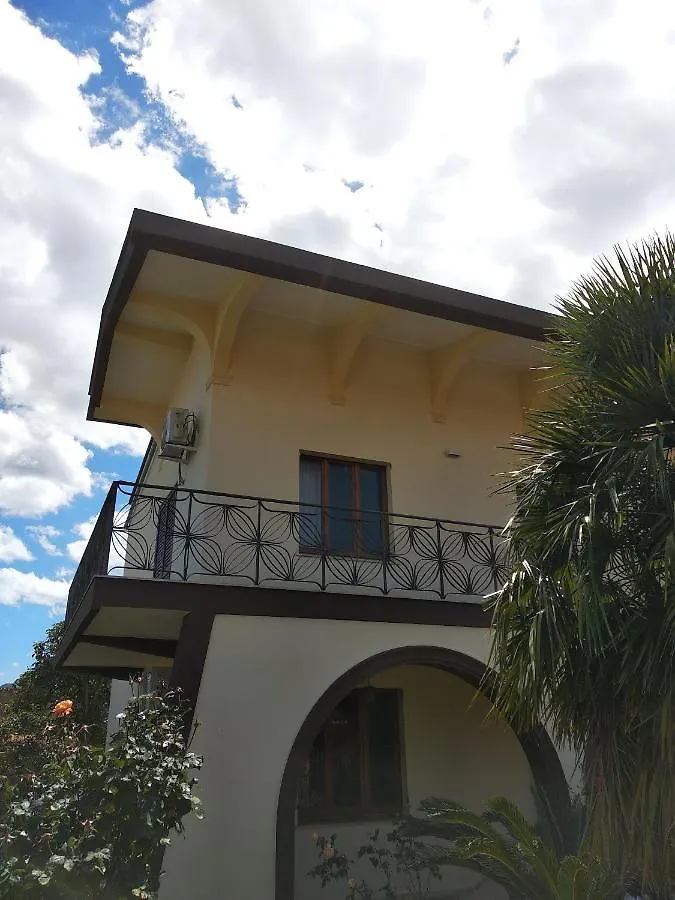 Villa Anna Capoterra 0*,